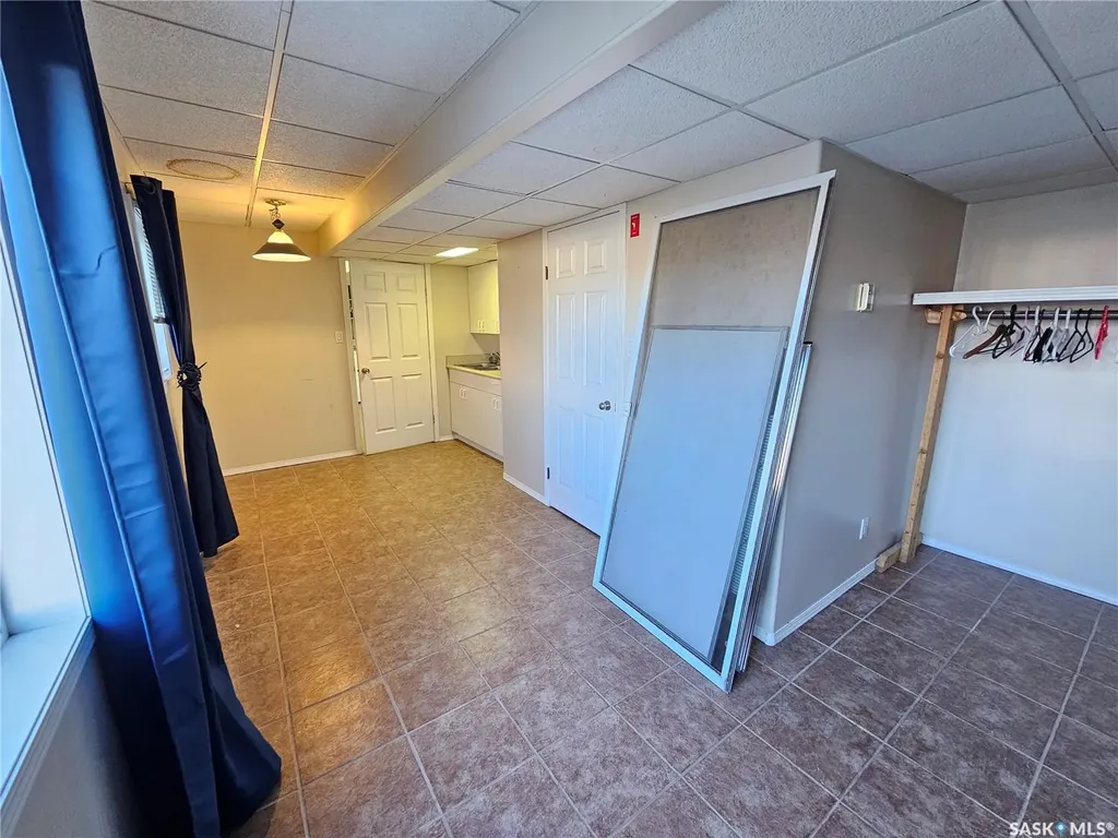 807 3rd Avenue W Meadow Lake SK S9X 1A2