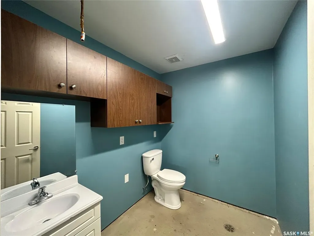 4260 5th Avenue E Prince Albert SK S6W 0A5