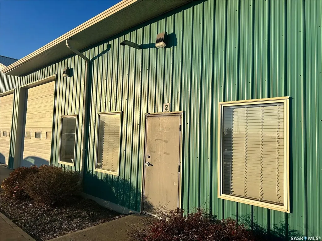 4260 5th Avenue E Prince Albert SK S6W 0A5