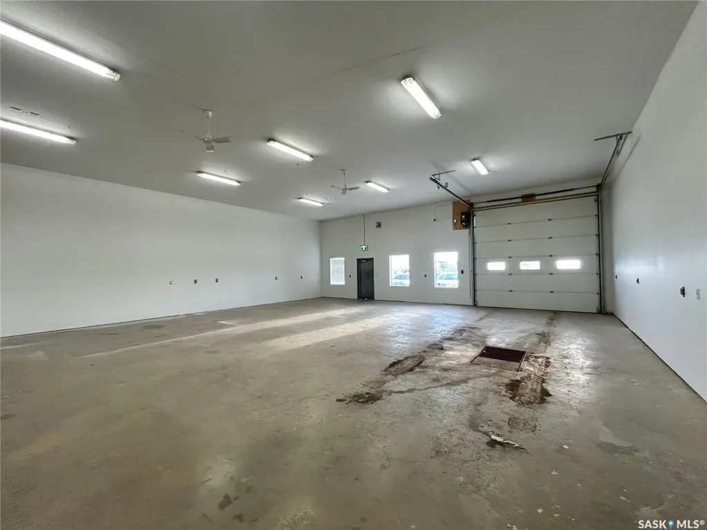 4260 5th Avenue E Prince Albert SK S6W 0A5
