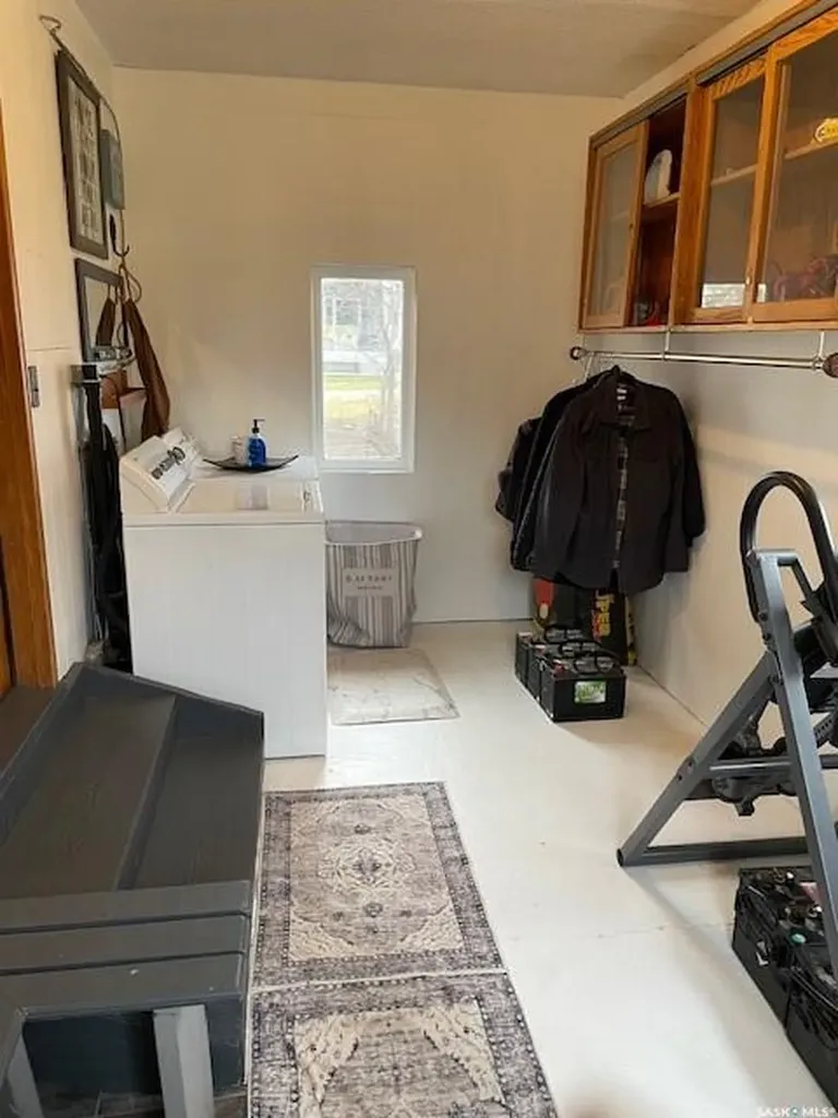 410 1st Street Kipling SK S0G 2S0