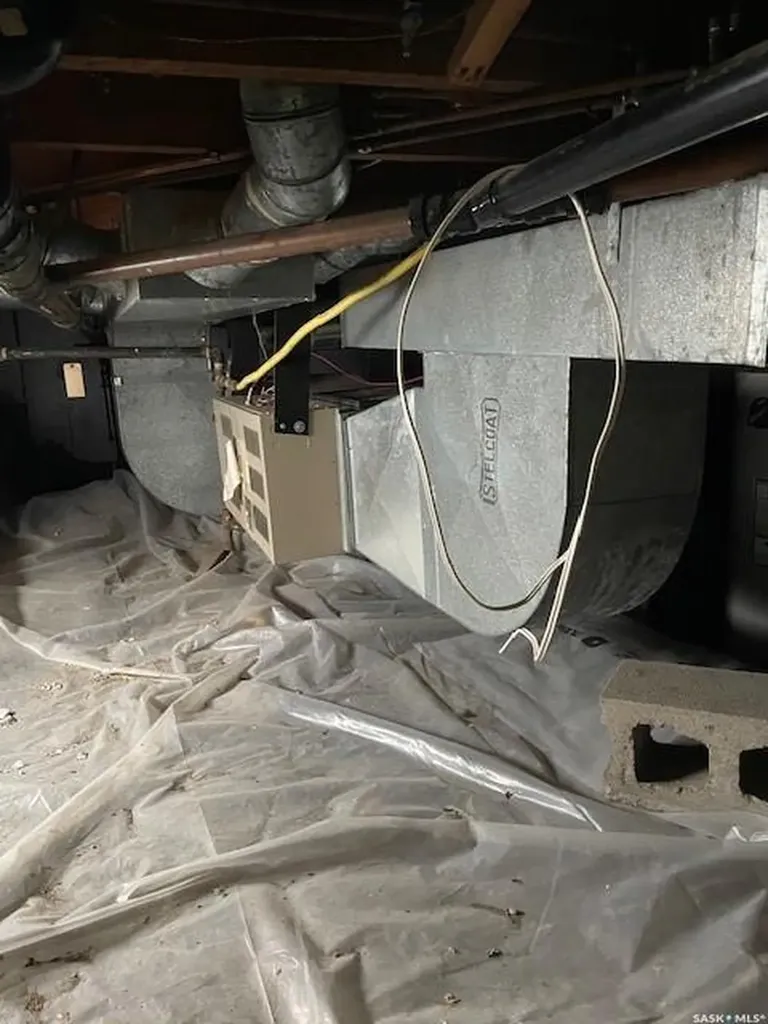 410 1st Street Kipling SK S0G 2S0