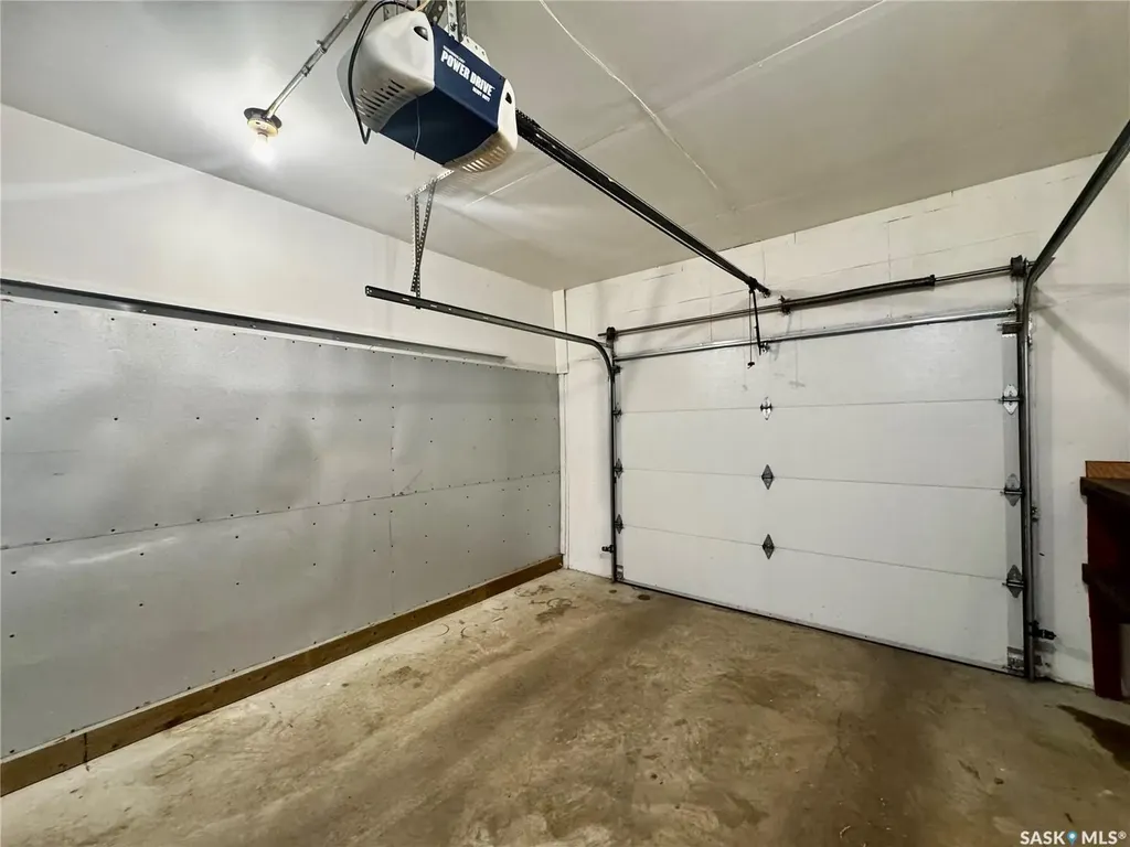 353 Maple Avenue Yorkton SK S3N 1X2