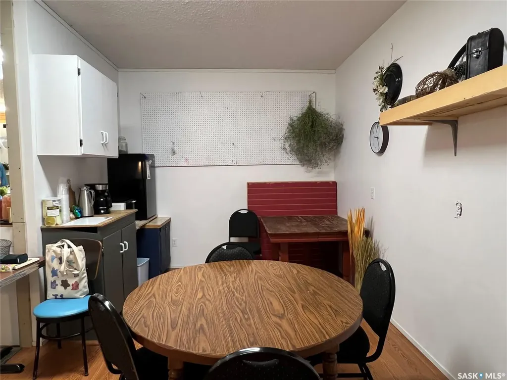 224 Centre Street Meadow Lake SK S9X 1Z7