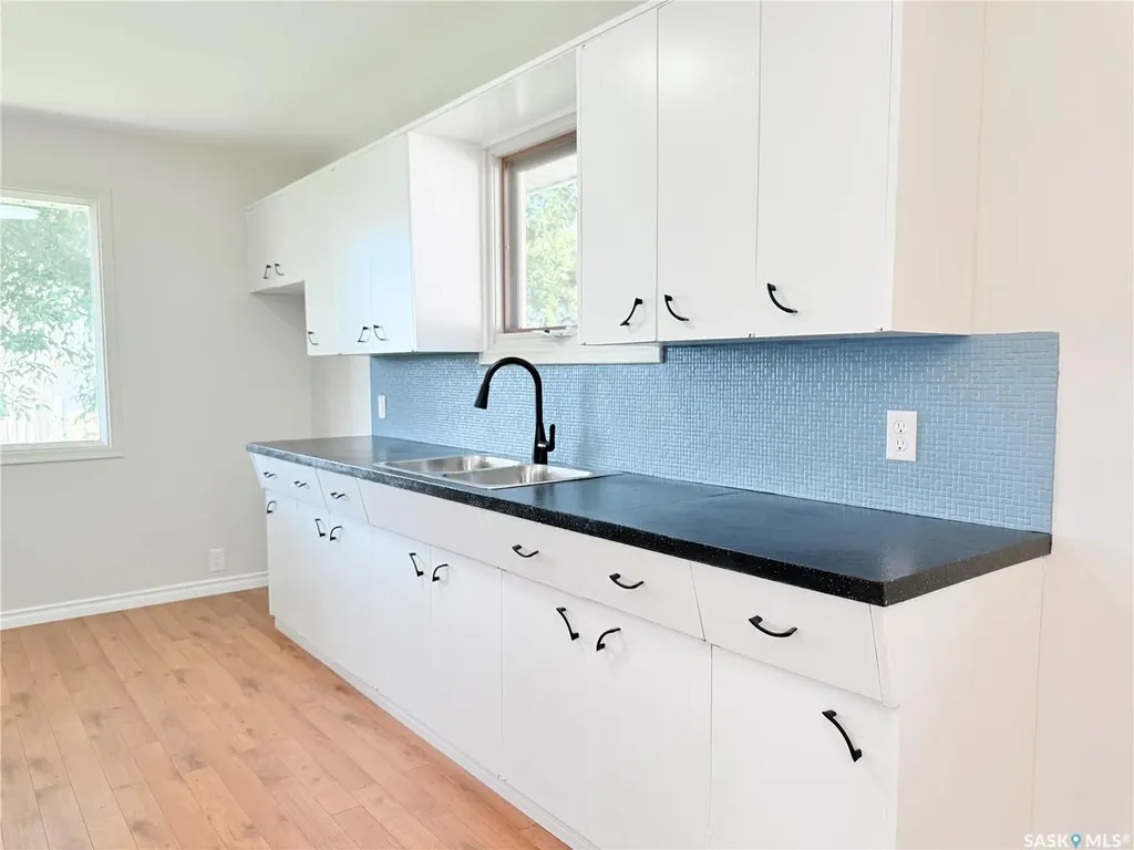 201 Ottawa Street Davidson SK S0G 1A0