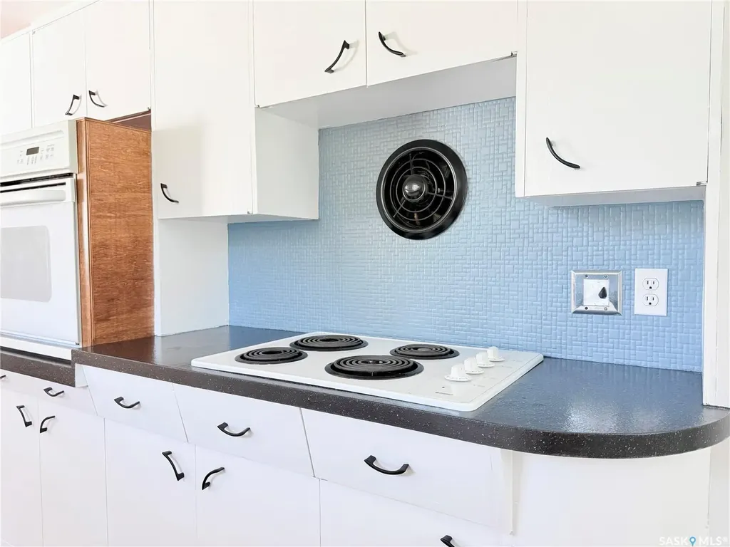 201 Ottawa Street Davidson SK S0G 1A0