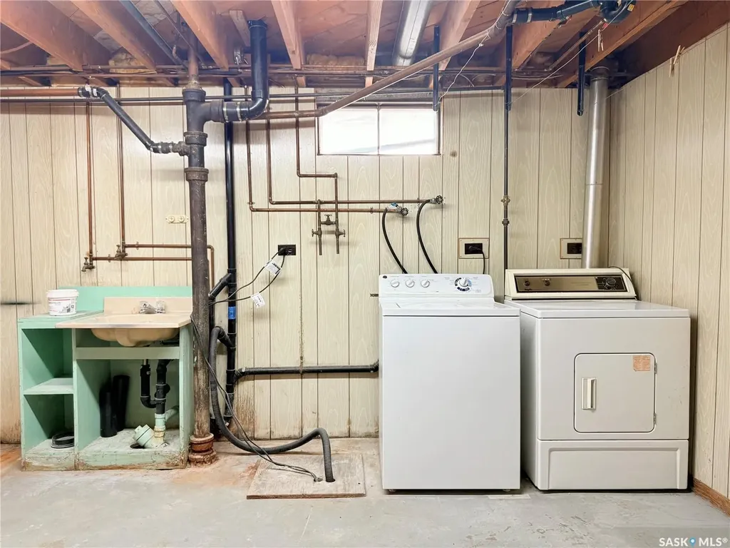 201 Ottawa Street Davidson SK S0G 1A0