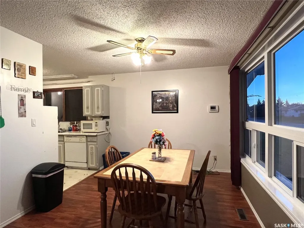 904 Railway Avenue Loon Lake SK S0M 1L0