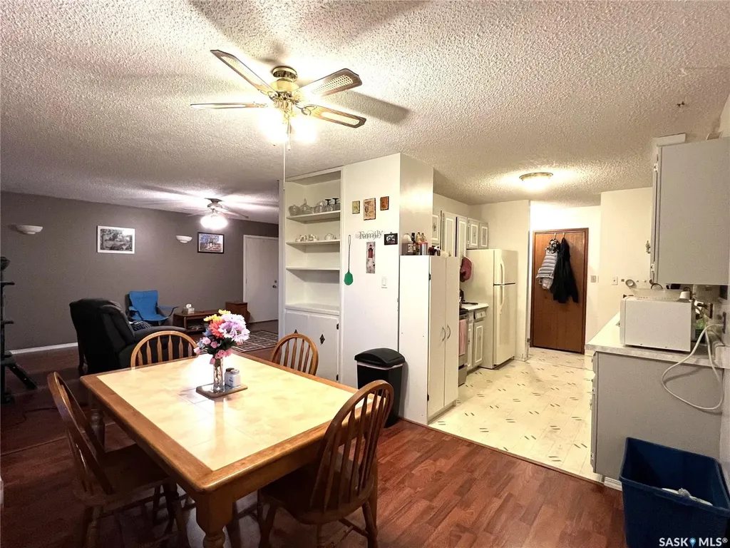 904 Railway Avenue Loon Lake SK S0M 1L0