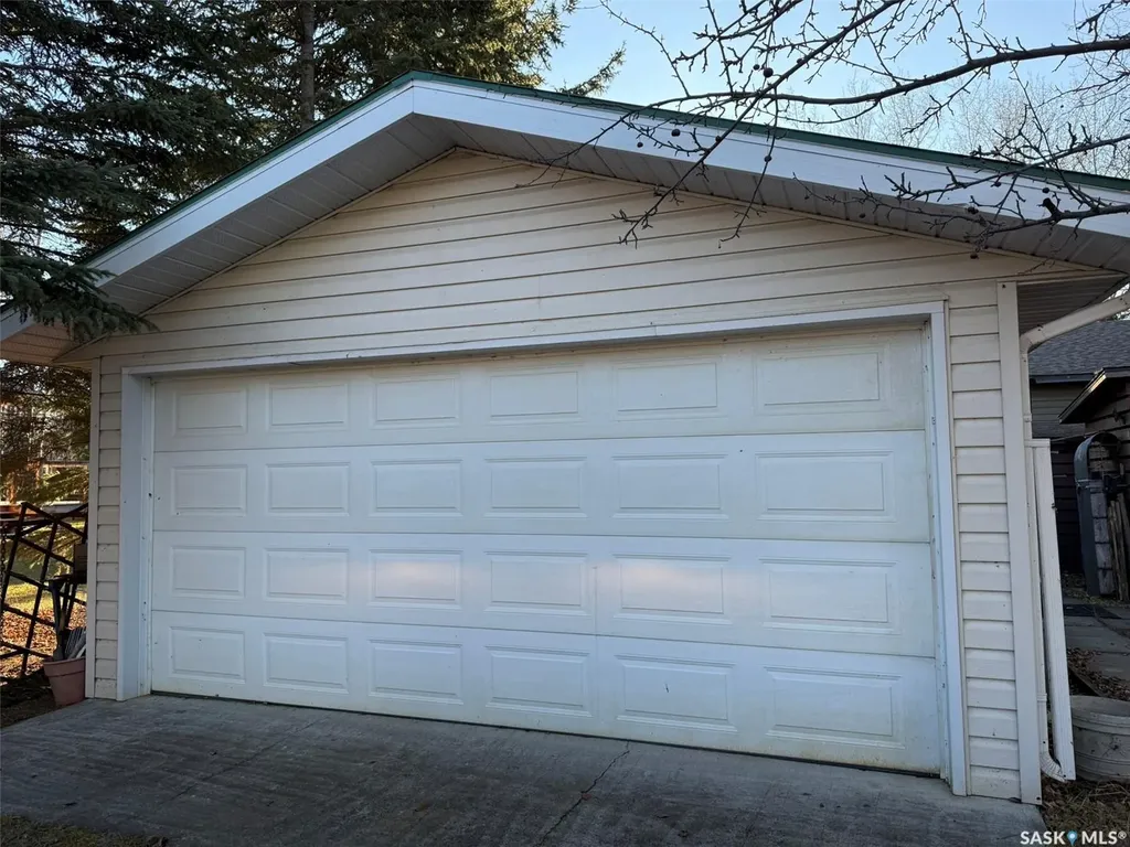 201 Kenderdine Lane Mervin Rm No.499 SK S0M 1J0