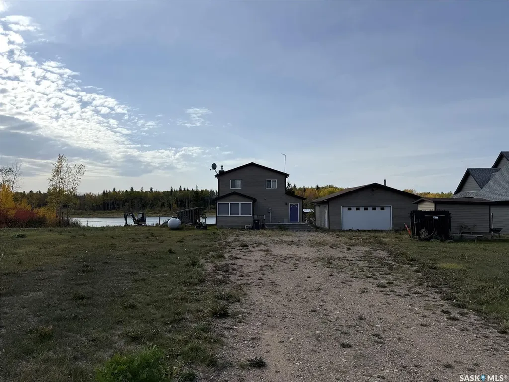 231 Kiezie Channel Drive Buffalo Narrows SK S0M 0J0
