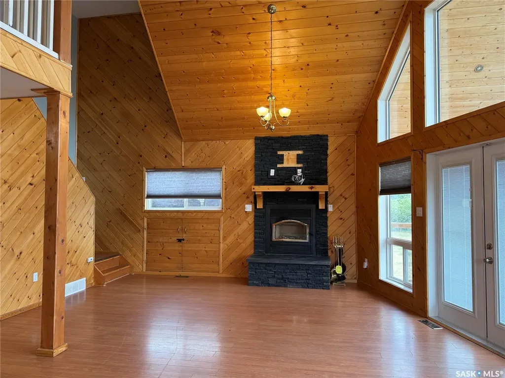 231 Kiezie Channel Drive Buffalo Narrows SK S0M 0J0