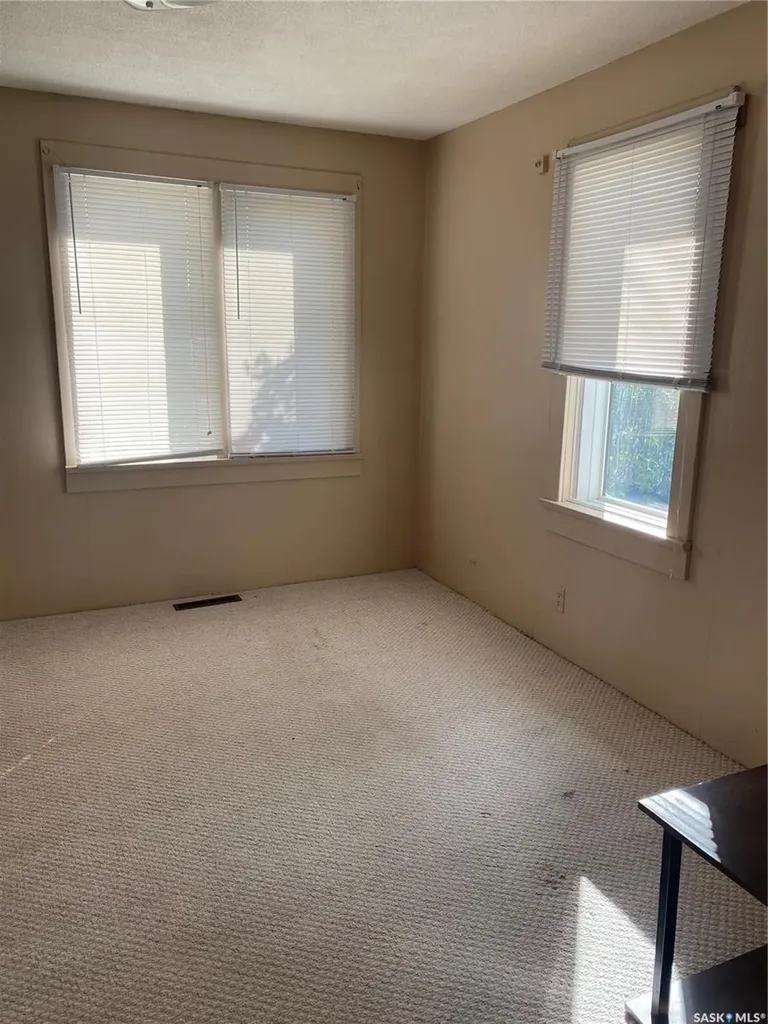 301 Shurygalo Road Bienfait SK S0C 0M0