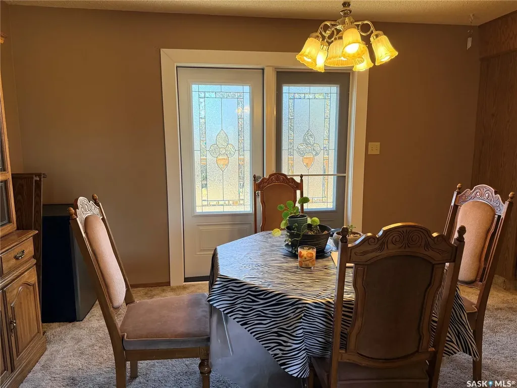 4419 Centre Street Cadillac SK S0N 0K0