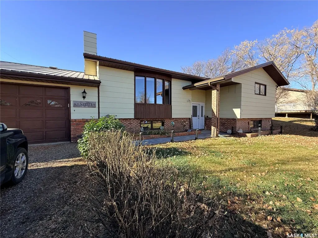 4419 Centre Street Cadillac SK S0N 0K0