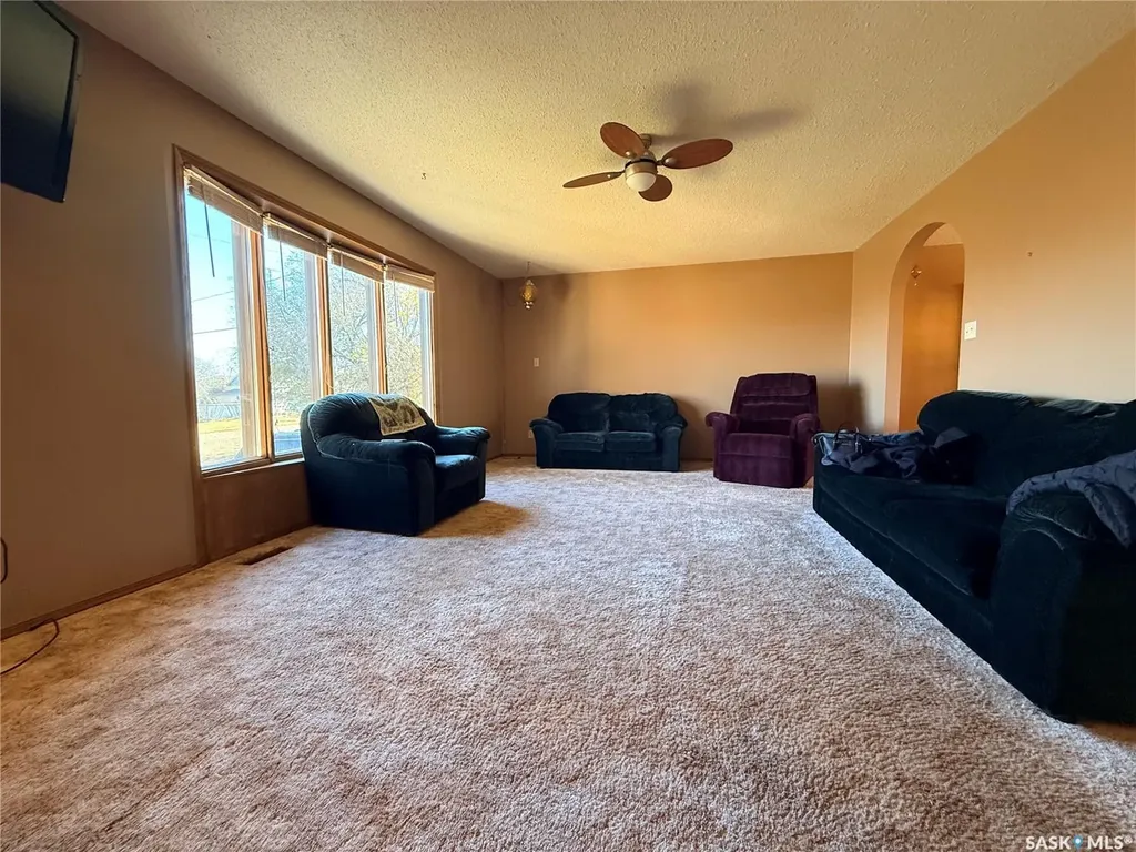 4419 Centre Street Cadillac SK S0N 0K0