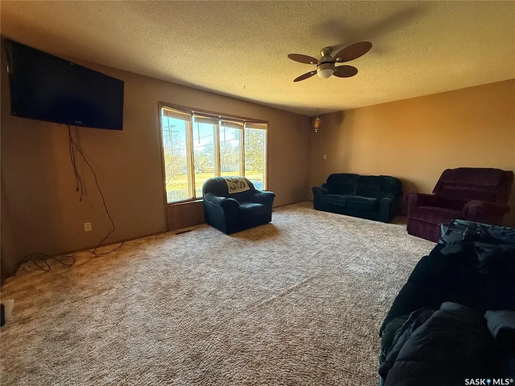 4419 Centre Street Cadillac SK S0N 0K0