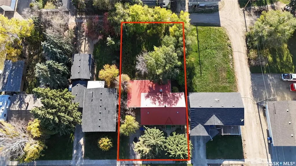 115 1st Street Davidson SK S0G 1A0