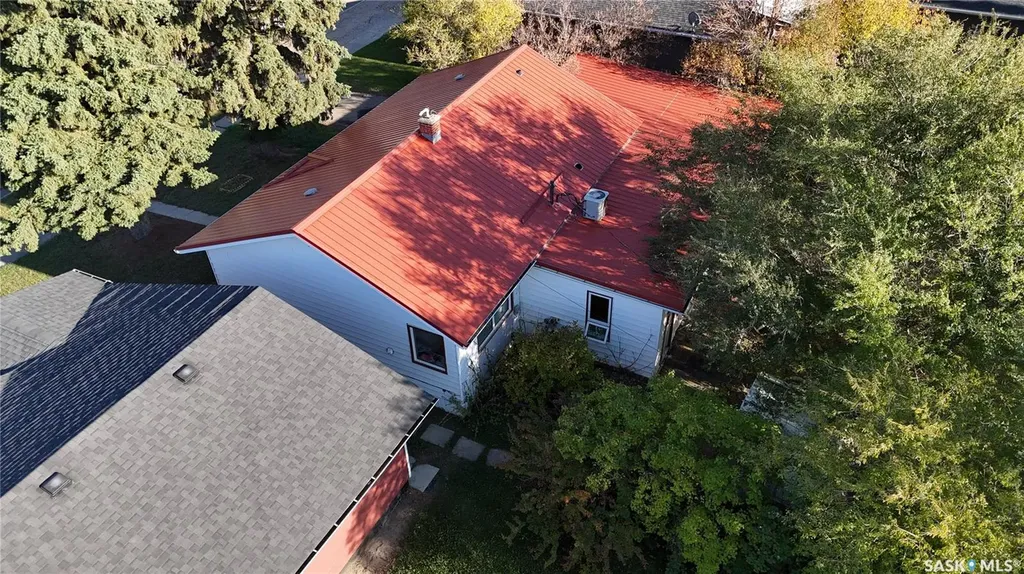 115 1st Street Davidson SK S0G 1A0