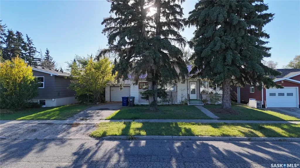 115 1st Street Davidson SK S0G 1A0