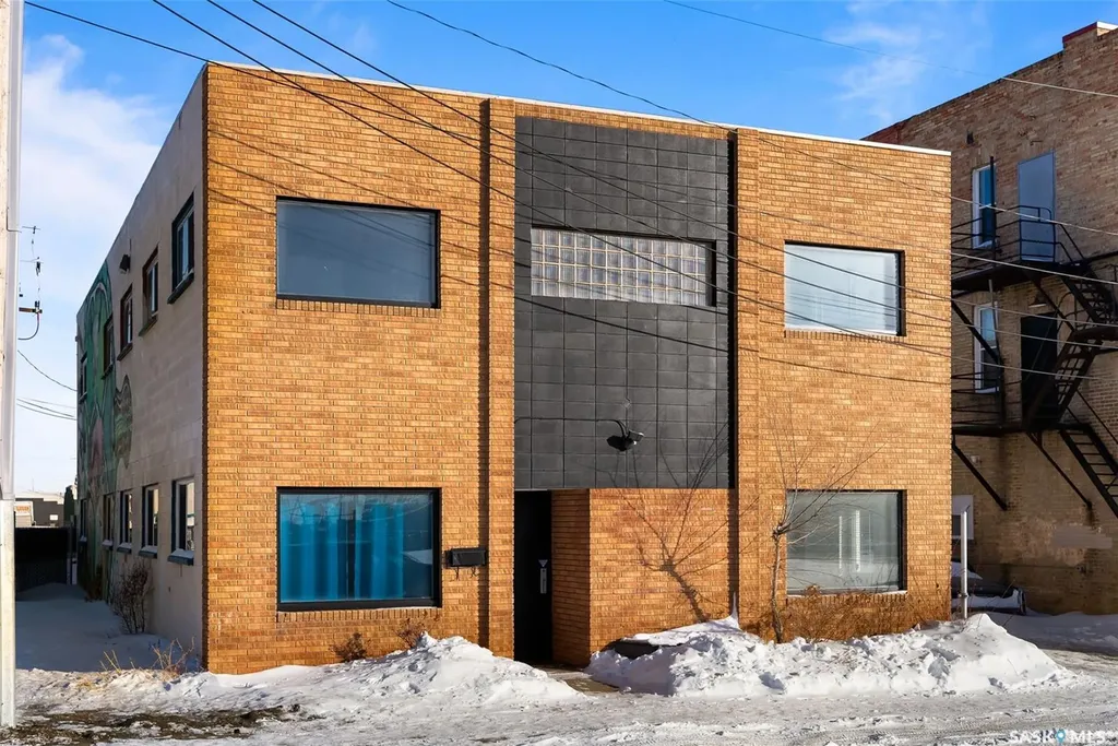 1174 Albert Street Regina SK S4R 2R1