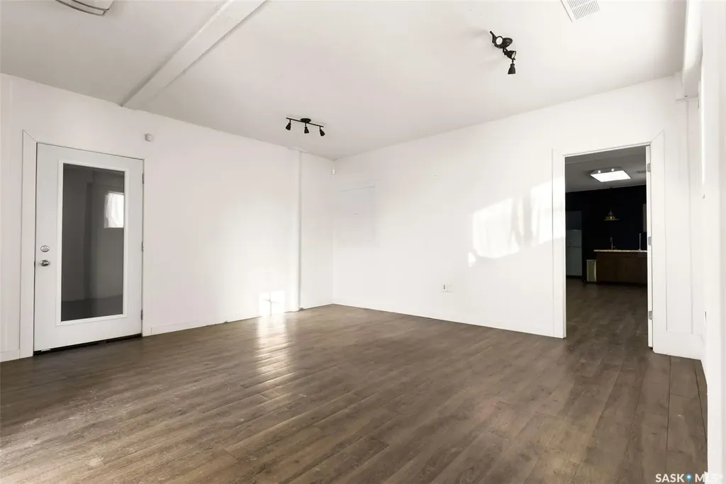 1174 Albert Street Regina SK S4R 2R1