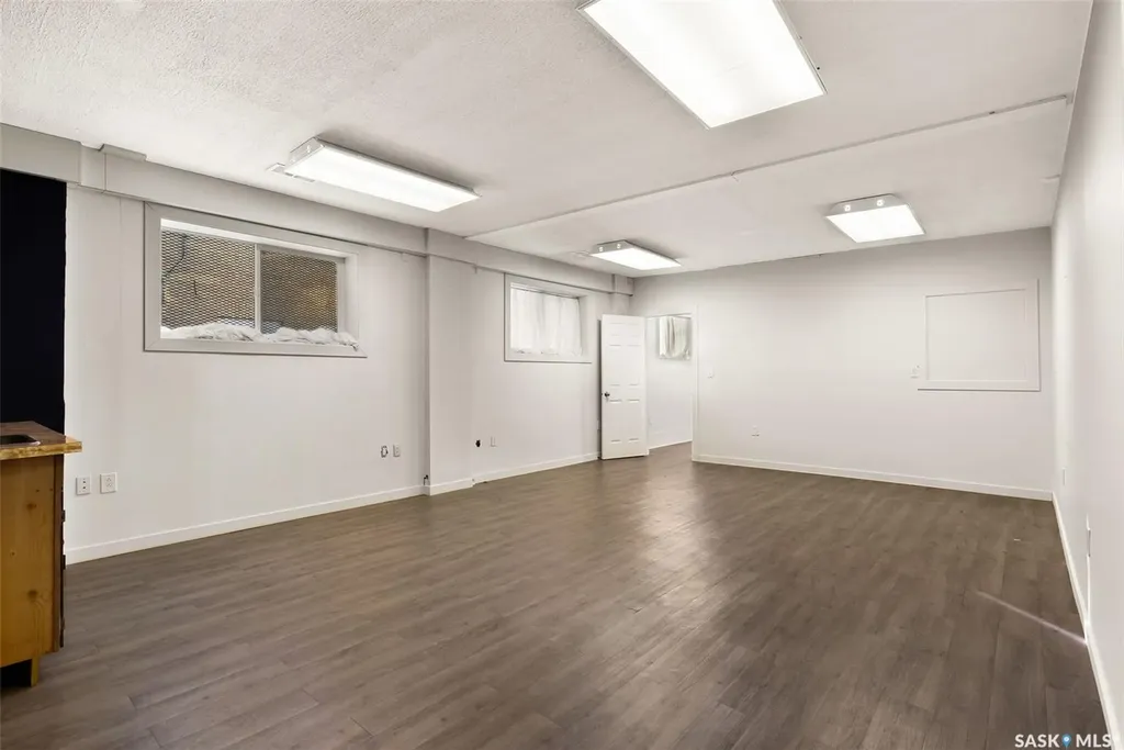 1174 Albert Street Regina SK S4R 2R1
