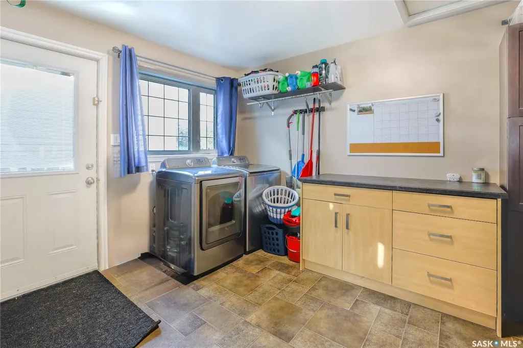 502 Main Street Delisle SK S0L 0P0