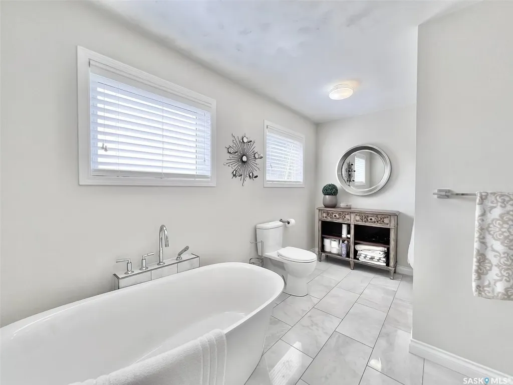 5 Poplar Place Outlook SK S0L 2N0