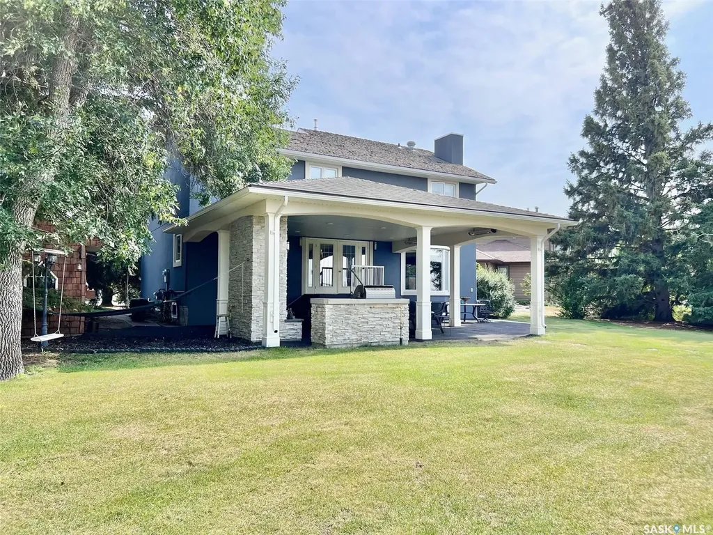5 Poplar Place Outlook SK S0L 2N0