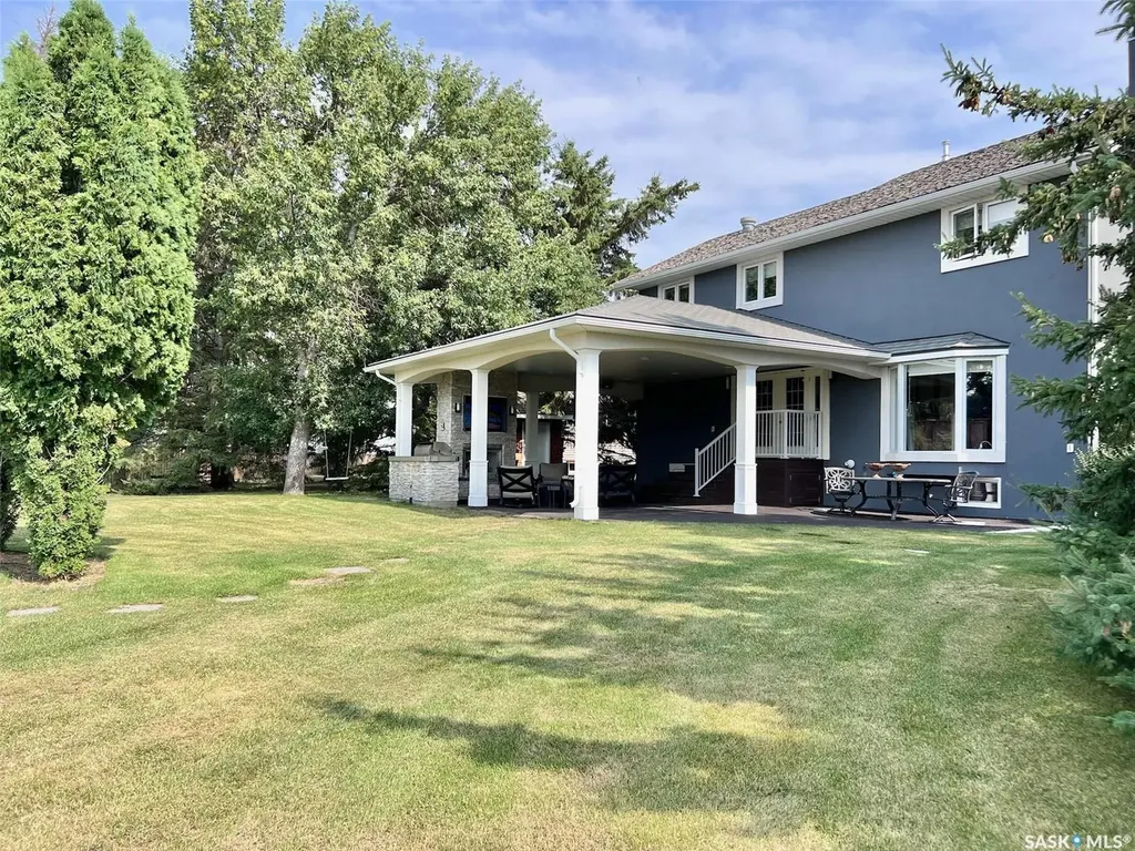 5 Poplar Place Outlook SK S0L 2N0
