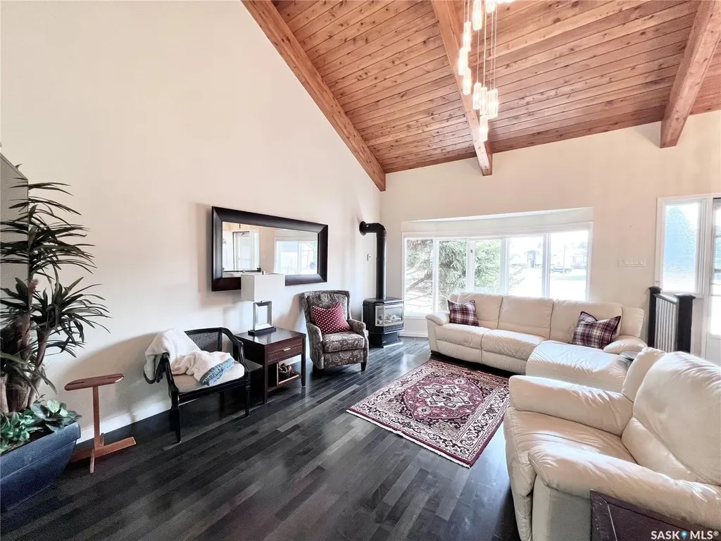 5 Poplar Place Outlook SK S0L 2N0