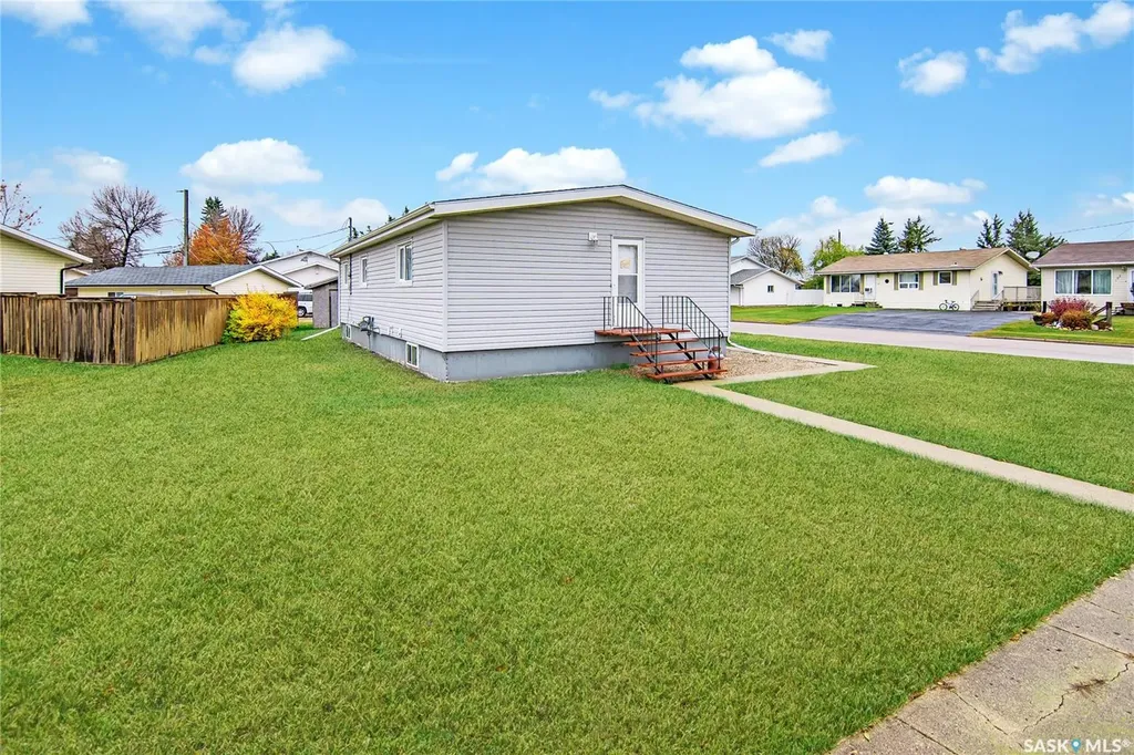 120 Saskatchewan Crescent Kinistino SK S0J 1H0