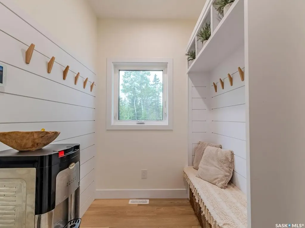 6 Neis Access Road Lakeland Rm No. 521 SK S0J 0N0