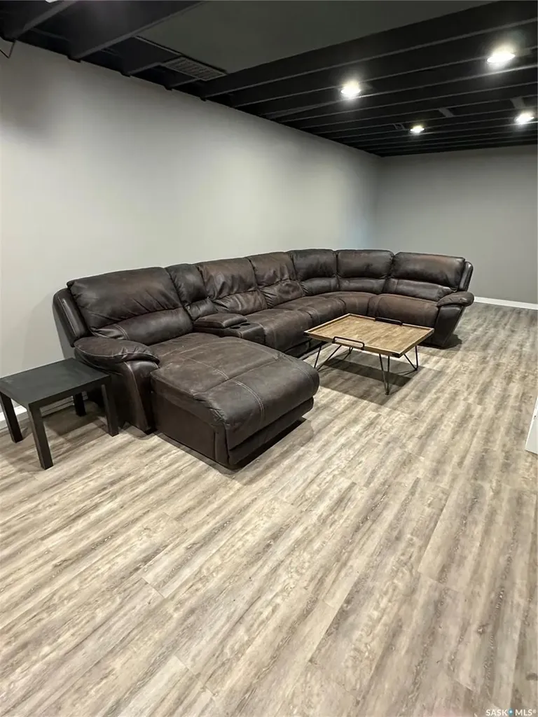 8368 Howard Avenue Gull Lake SK S0N 1A0