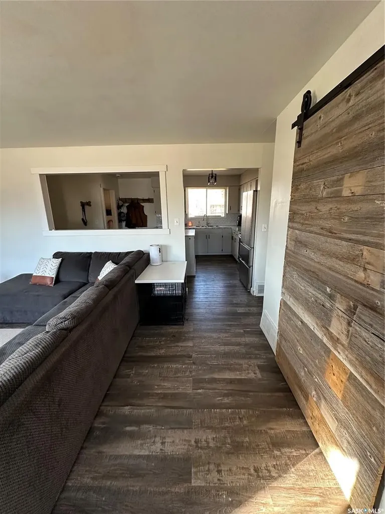 8368 Howard Avenue Gull Lake SK S0N 1A0