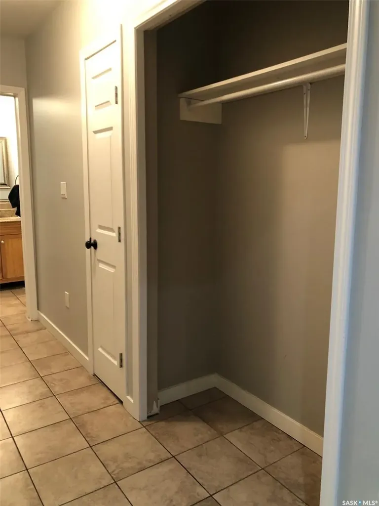 240 3rd Avenue W Canora SK S0A 0L0