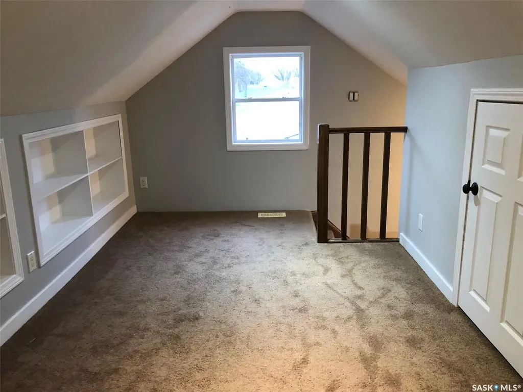 240 3rd Avenue W Canora SK S0A 0L0