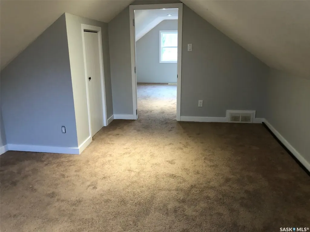 240 3rd Avenue W Canora SK S0A 0L0