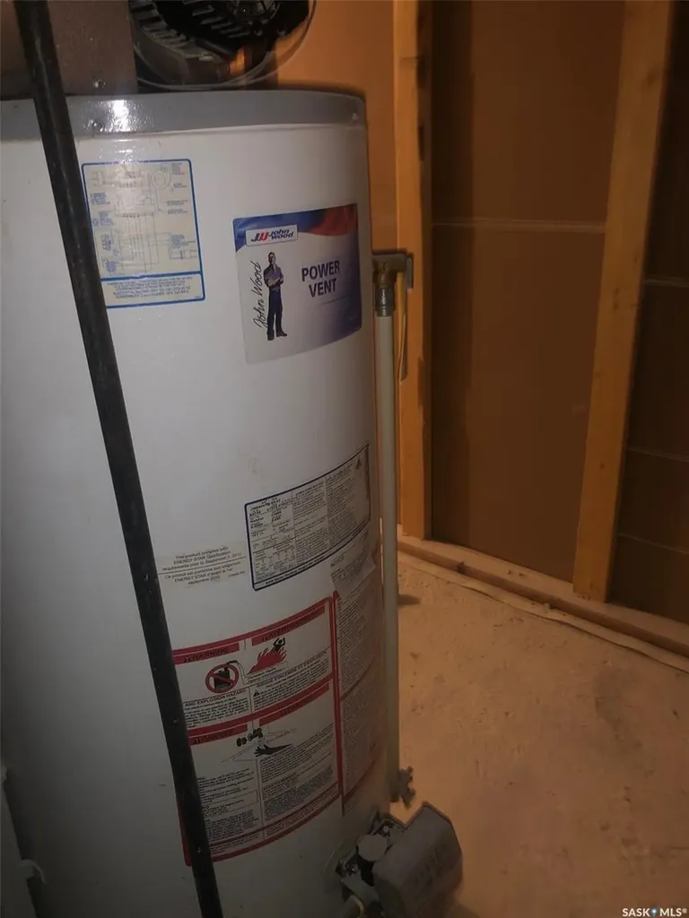 240 3rd Avenue W Canora SK S0A 0L0