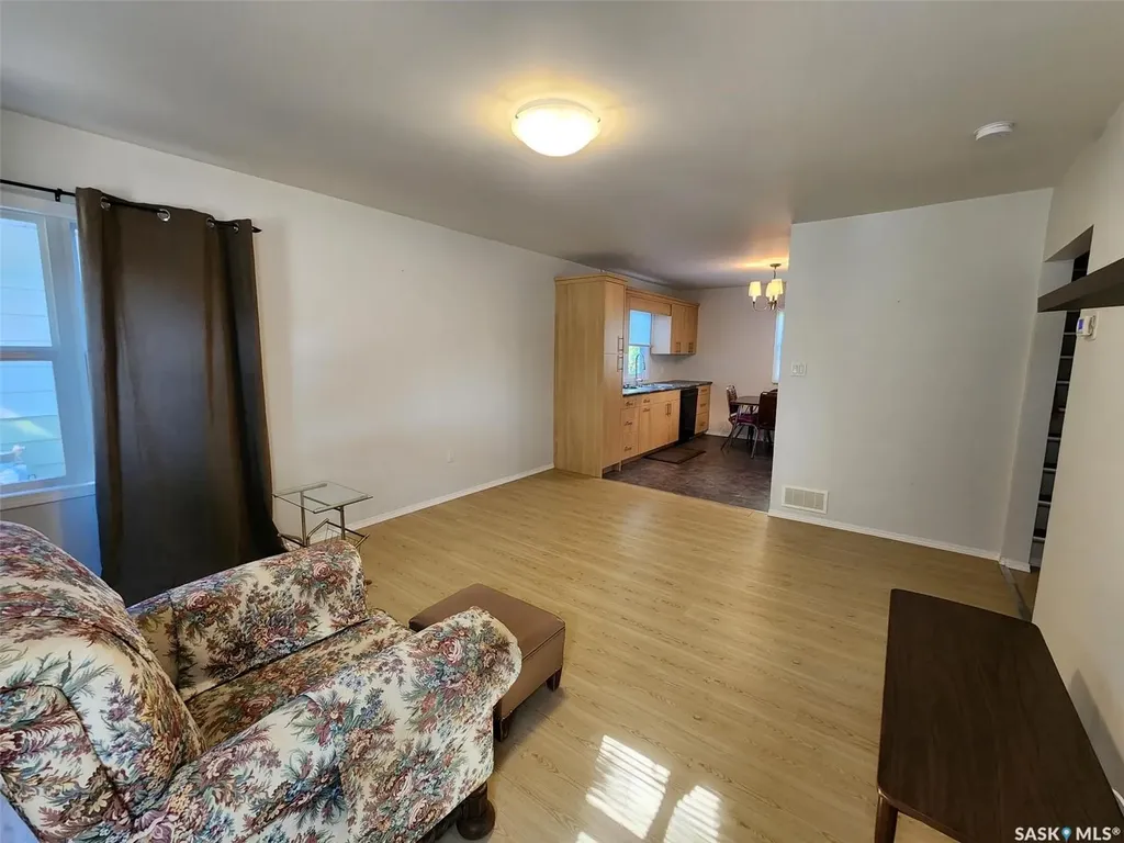 805 Pacific Street Grenfell SK S0G 2B0