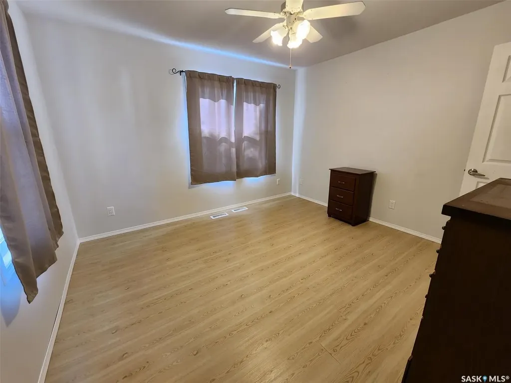 805 Pacific Street Grenfell SK S0G 2B0