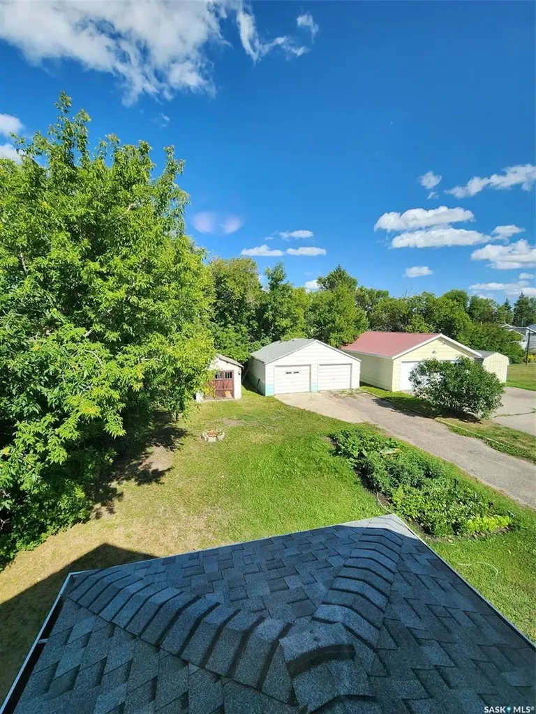 805 Pacific Street Grenfell SK S0G 2B0