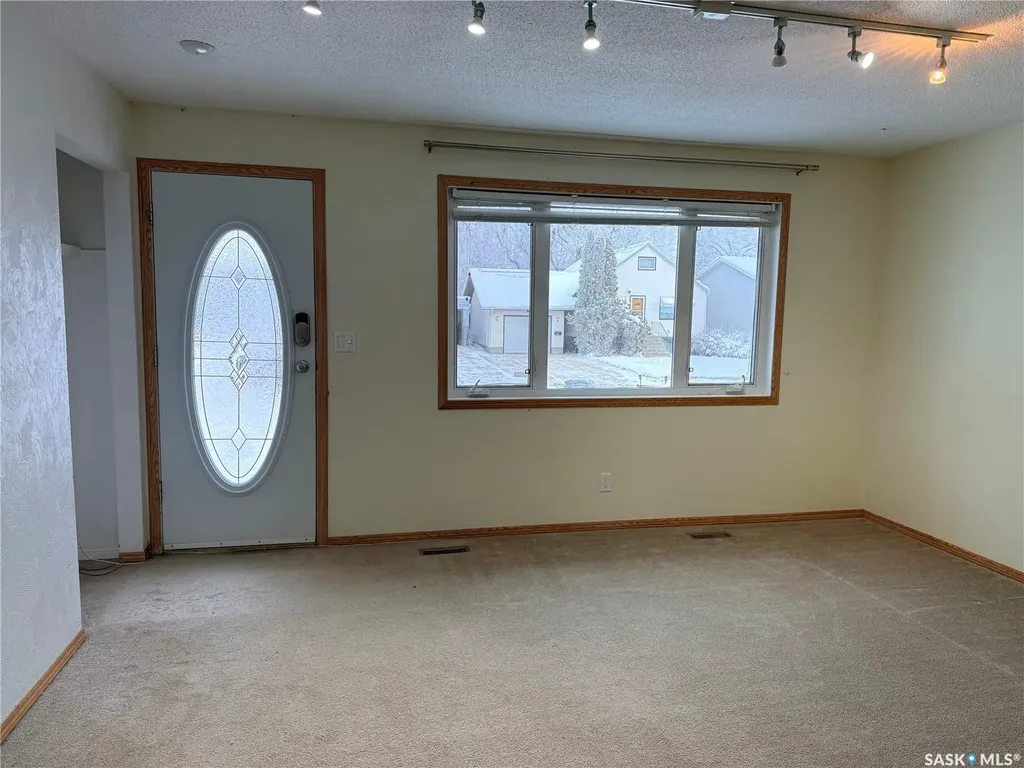 530 First Street Estevan SK S4A 0E8