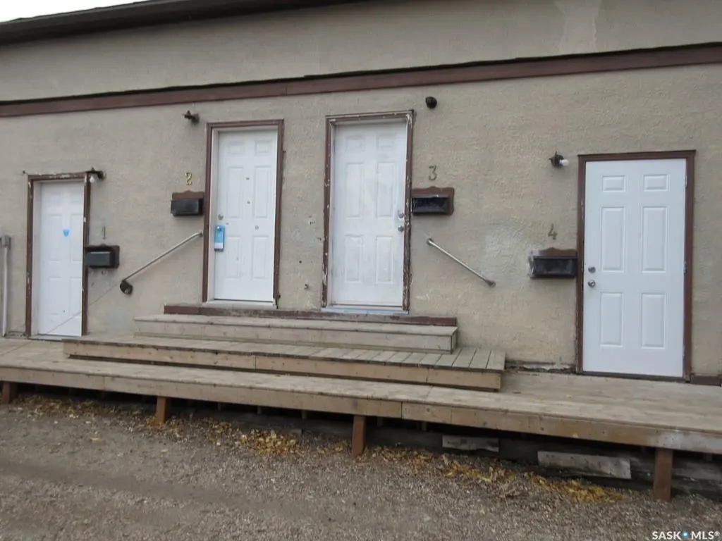 1817 Quebec Street Regina SK S4P 1J6