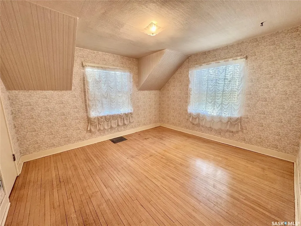 130 21st Street E Prince Albert SK S6V 1M1