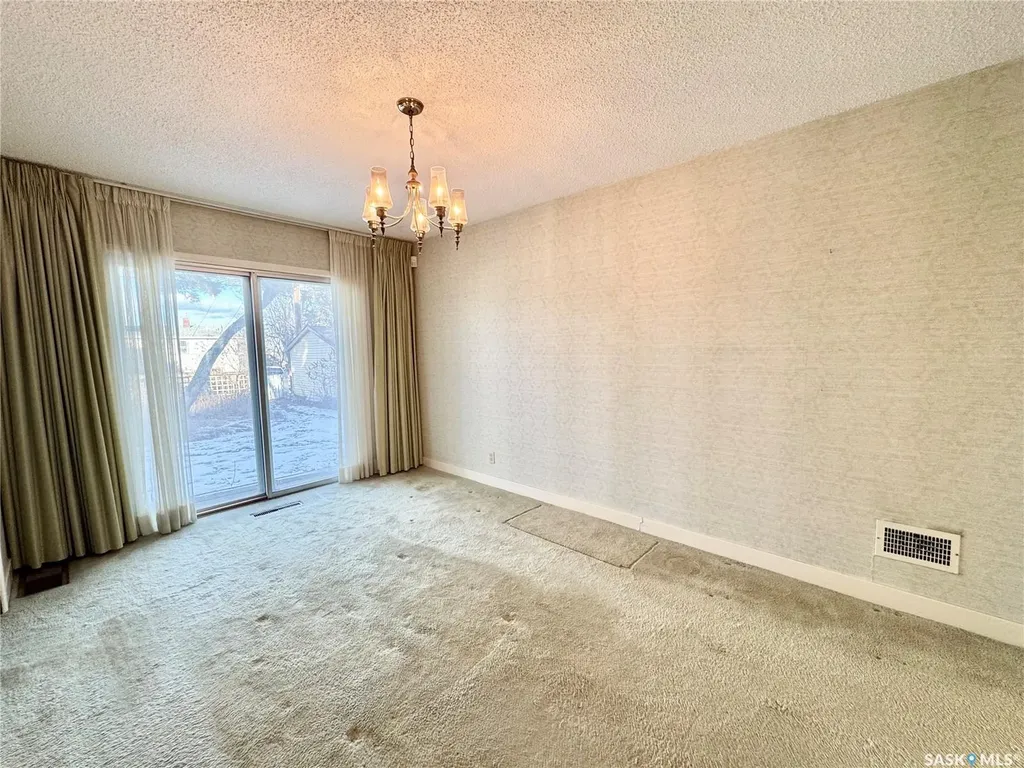 130 21st Street E Prince Albert SK S6V 1M1