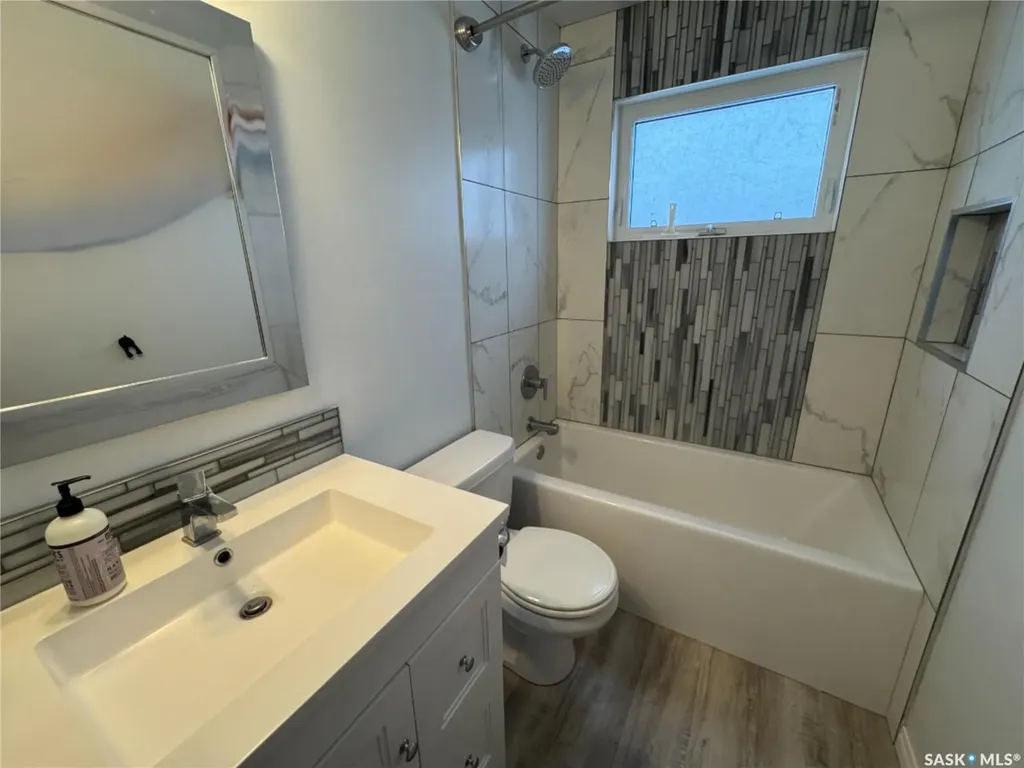 501 7th Avenue W Biggar SK S0K 0M0