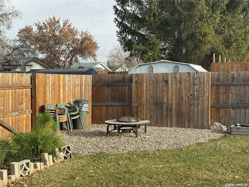 501 7th Avenue W Biggar SK S0K 0M0