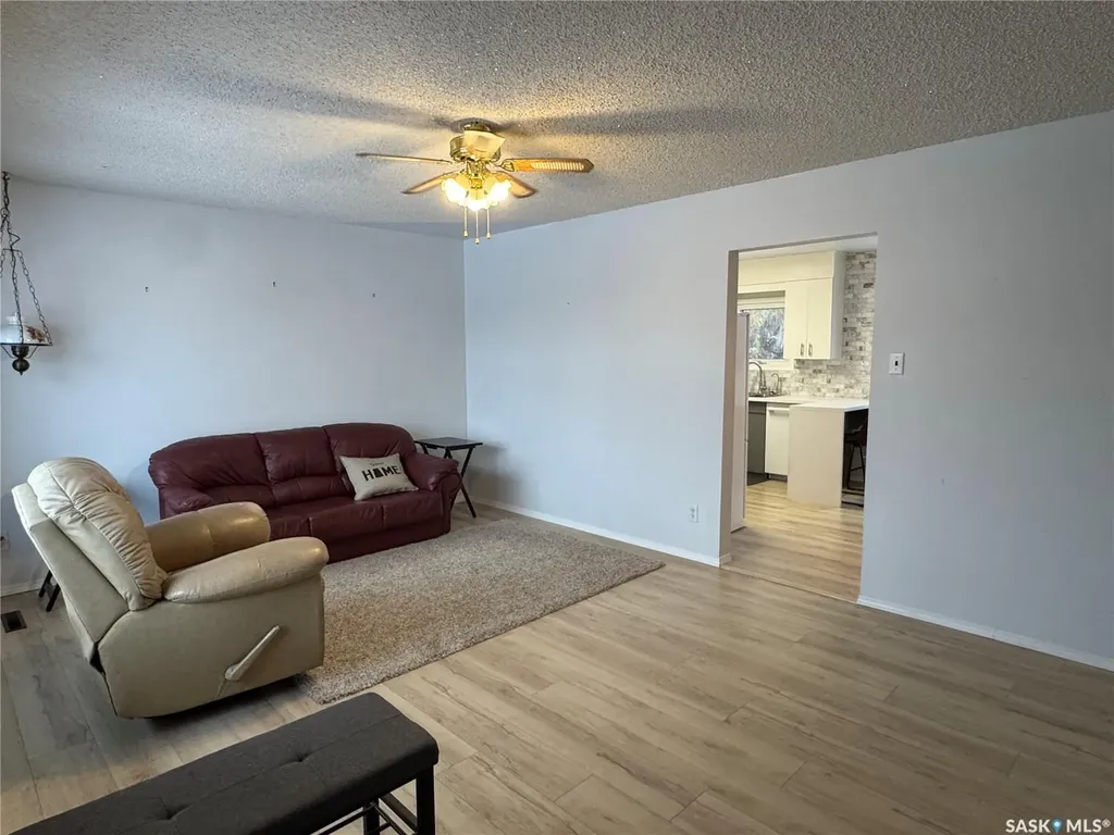 501 7th Avenue W Biggar SK S0K 0M0